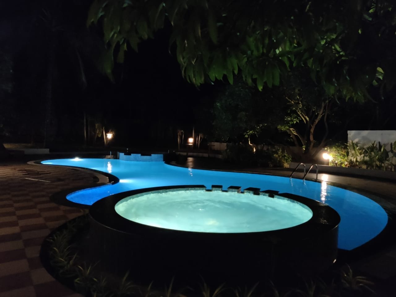 Private Pool Stay